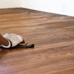 consejos para cuidar los suelos de madera